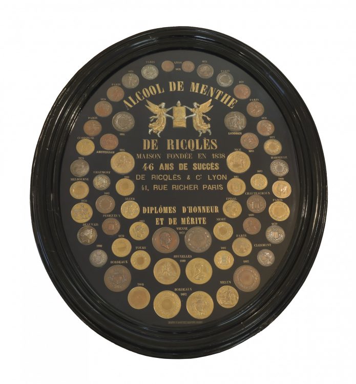 Cadre-Ricqles-awards-TOP-695x750